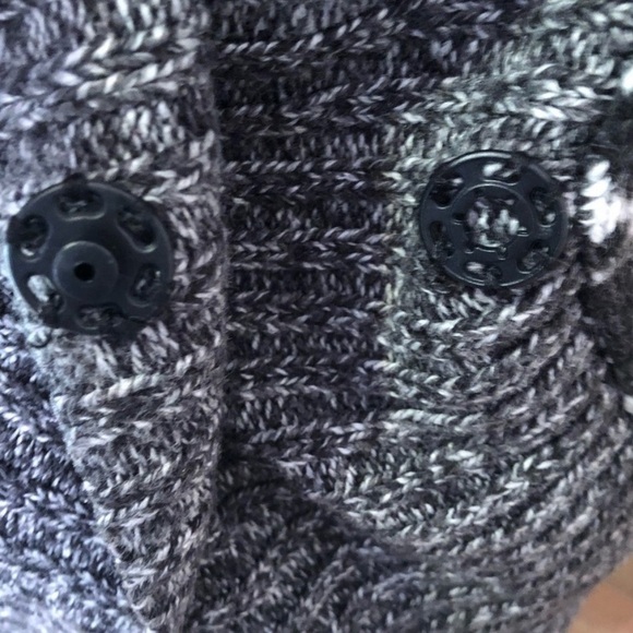 Bisou Bisou Short Sleeve Cardigan Snap Front Size M - Picture 8 of 8